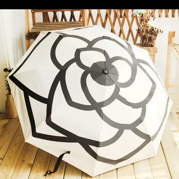 WHITE CAMELLIA FLOWER LUXURY FOLDING UMBRELLA NEW - Picture 5 of 9